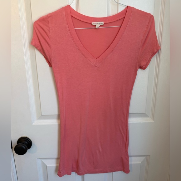 Soft Coral V-Neck Short Sleeve Tee Long Length - Picture 3 of 5